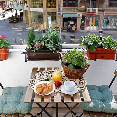 Traditional Romanian Apartments บูคาเรสต์ ภายนอก รูปภาพ