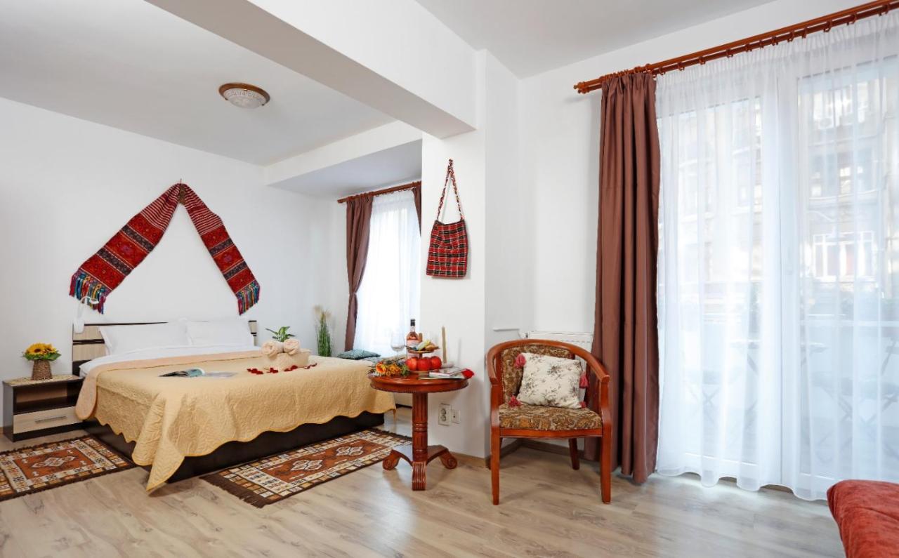 Traditional Romanian Apartments บูคาเรสต์ ภายนอก รูปภาพ