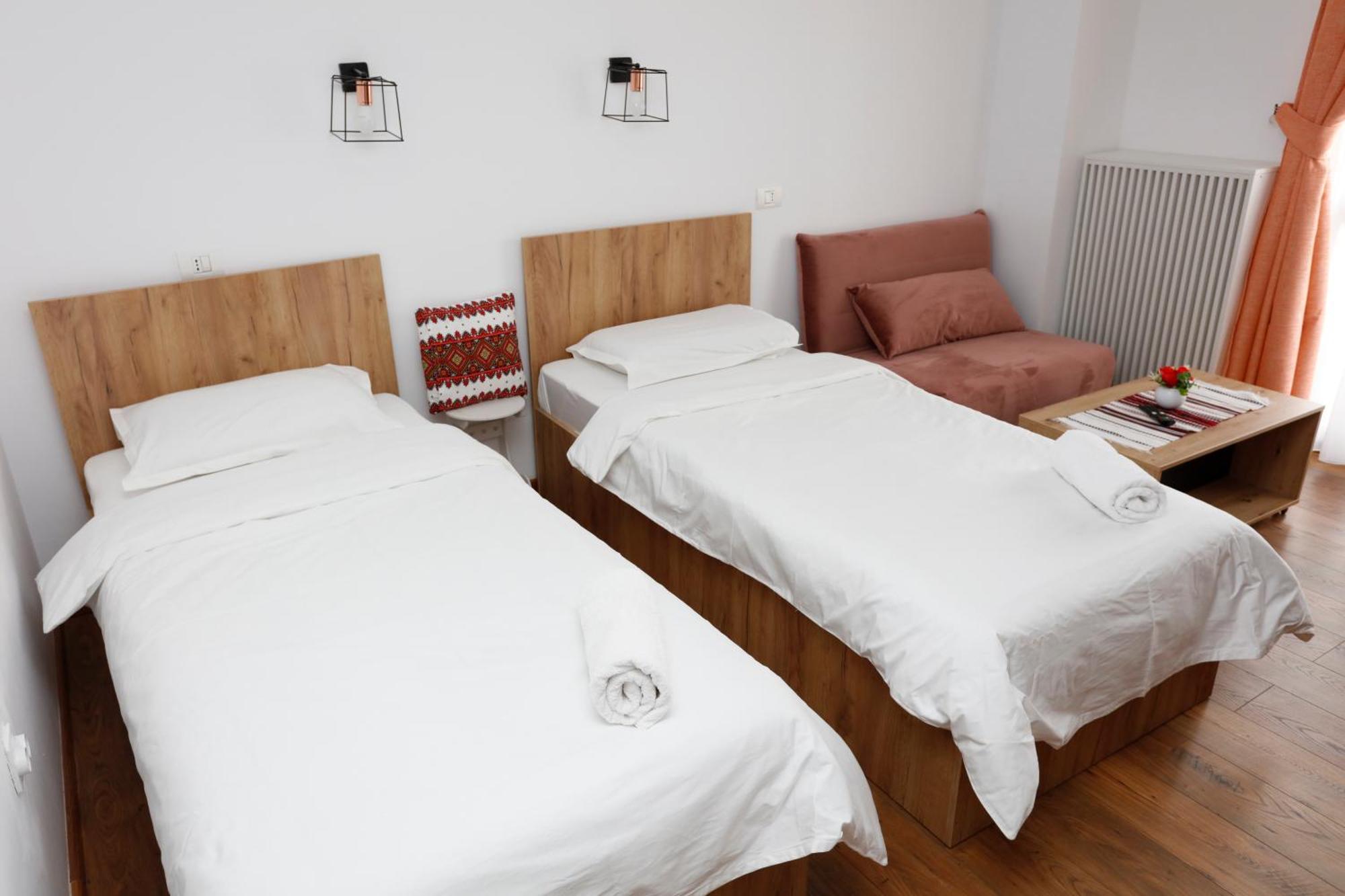 Traditional Romanian Apartments บูคาเรสต์ ภายนอก รูปภาพ