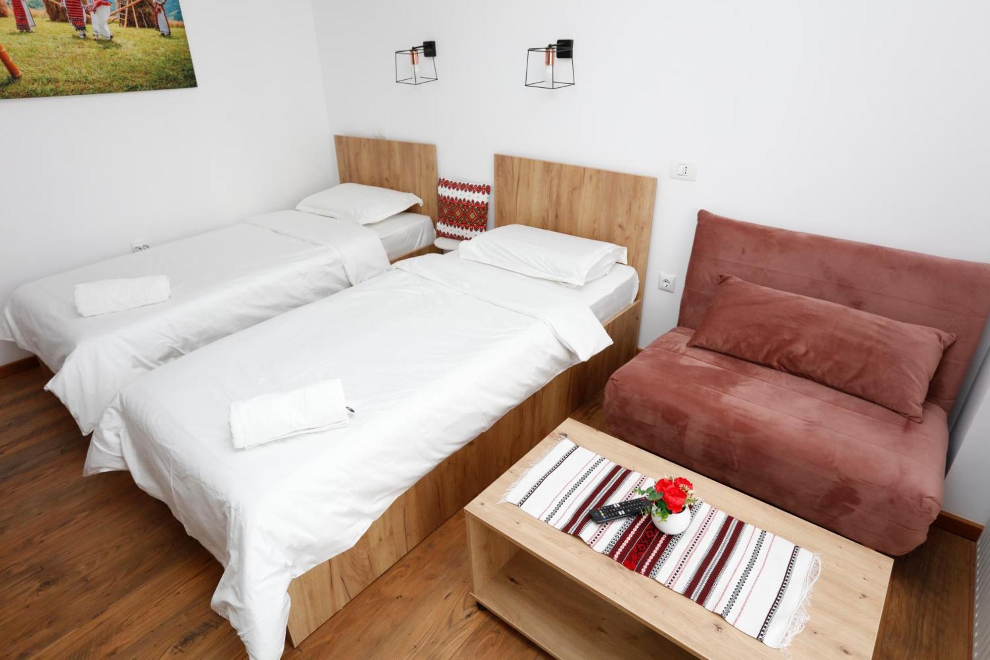 Traditional Romanian Apartments บูคาเรสต์ ภายนอก รูปภาพ