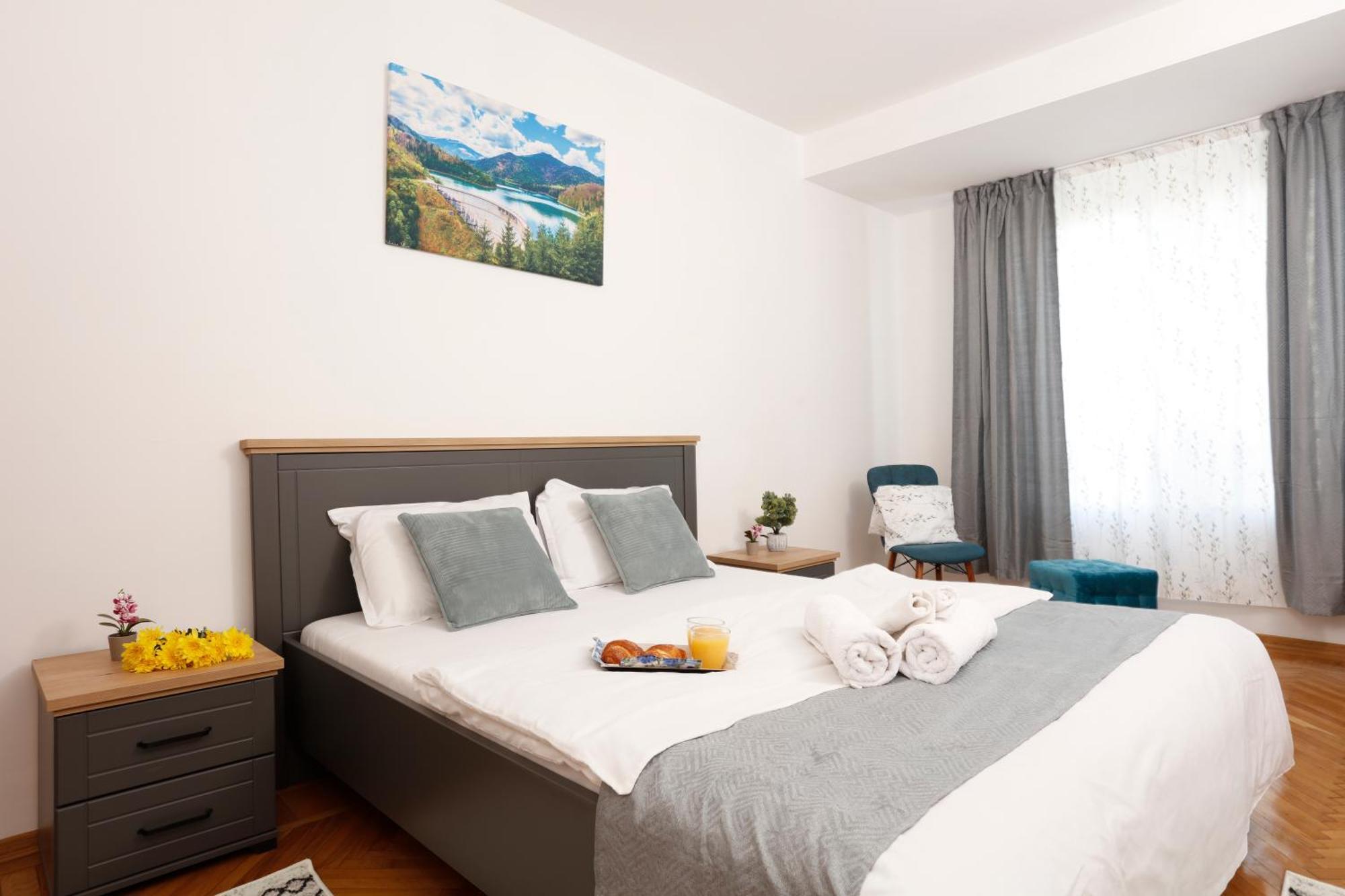 Traditional Romanian Apartments บูคาเรสต์ ภายนอก รูปภาพ