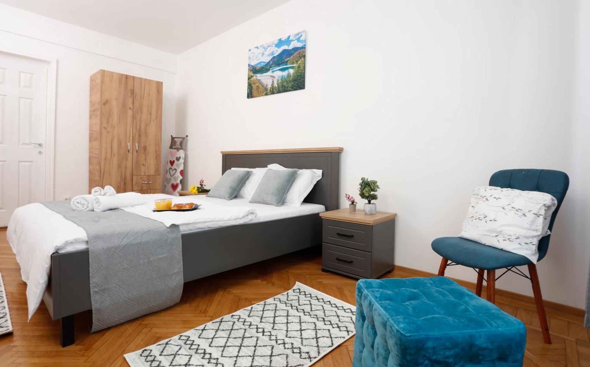 Traditional Romanian Apartments บูคาเรสต์ ภายนอก รูปภาพ